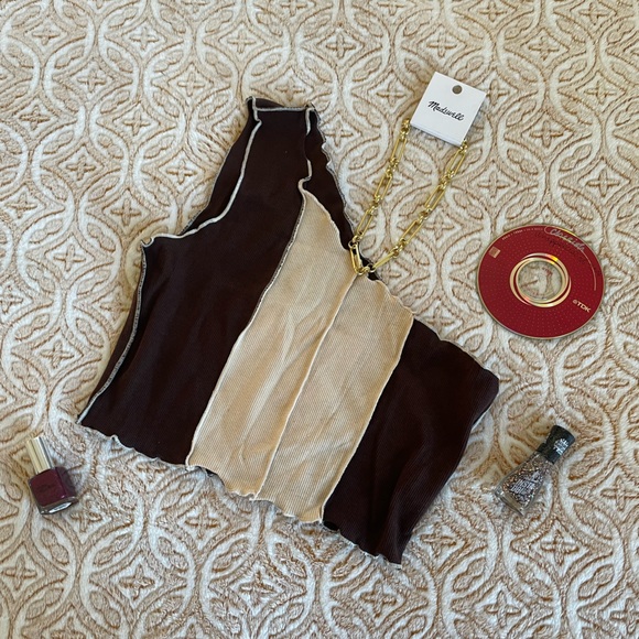 One Shoulder Colorblock Crop Top - Picture 12 of 12